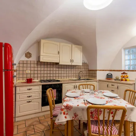 Feriehus Holiday La Casetta By Interhome Pompeiana